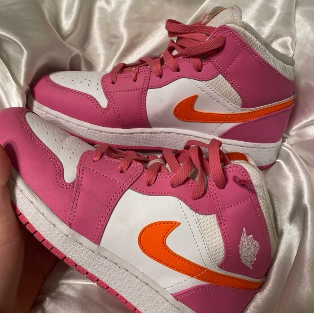 Pinksickle Jordan’s